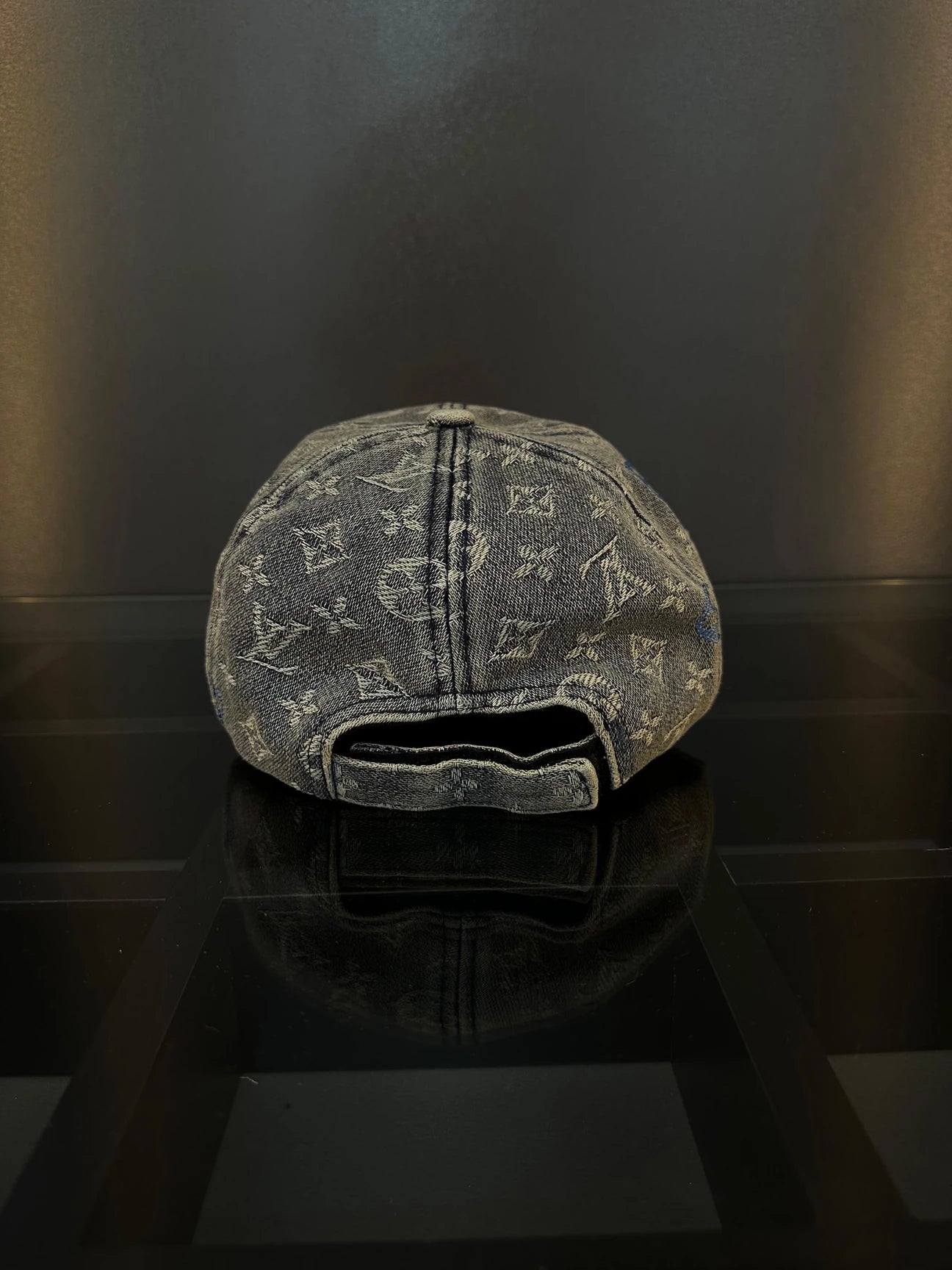 Lv cap