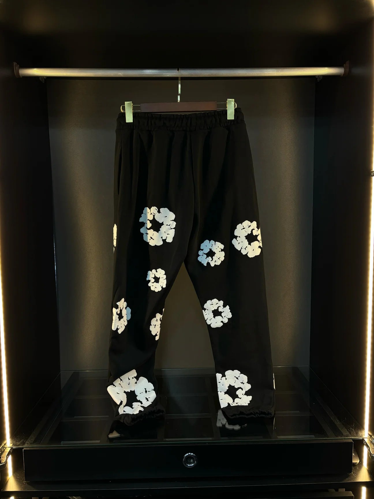 Denim tears pants
