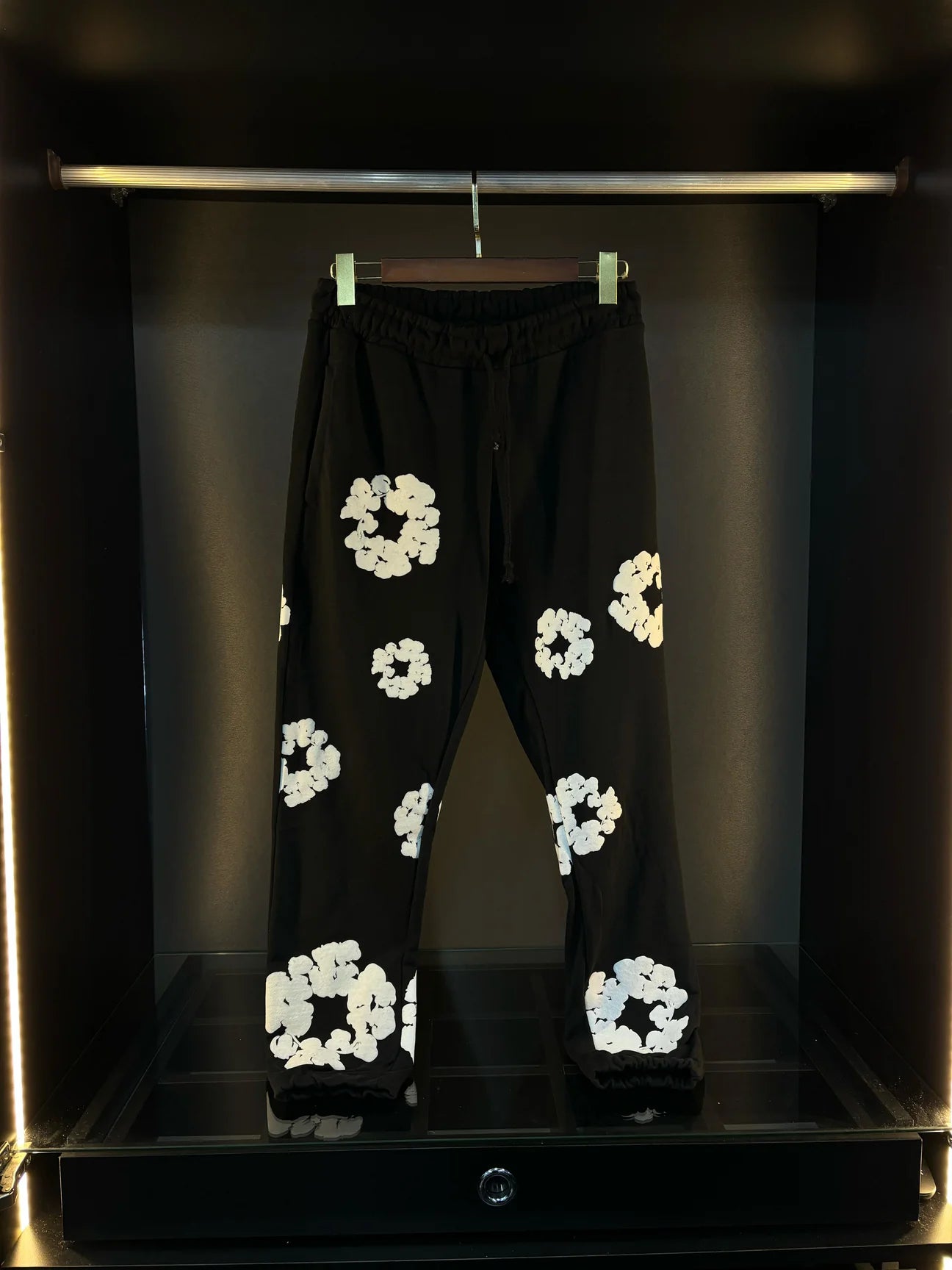 Denim tears pants