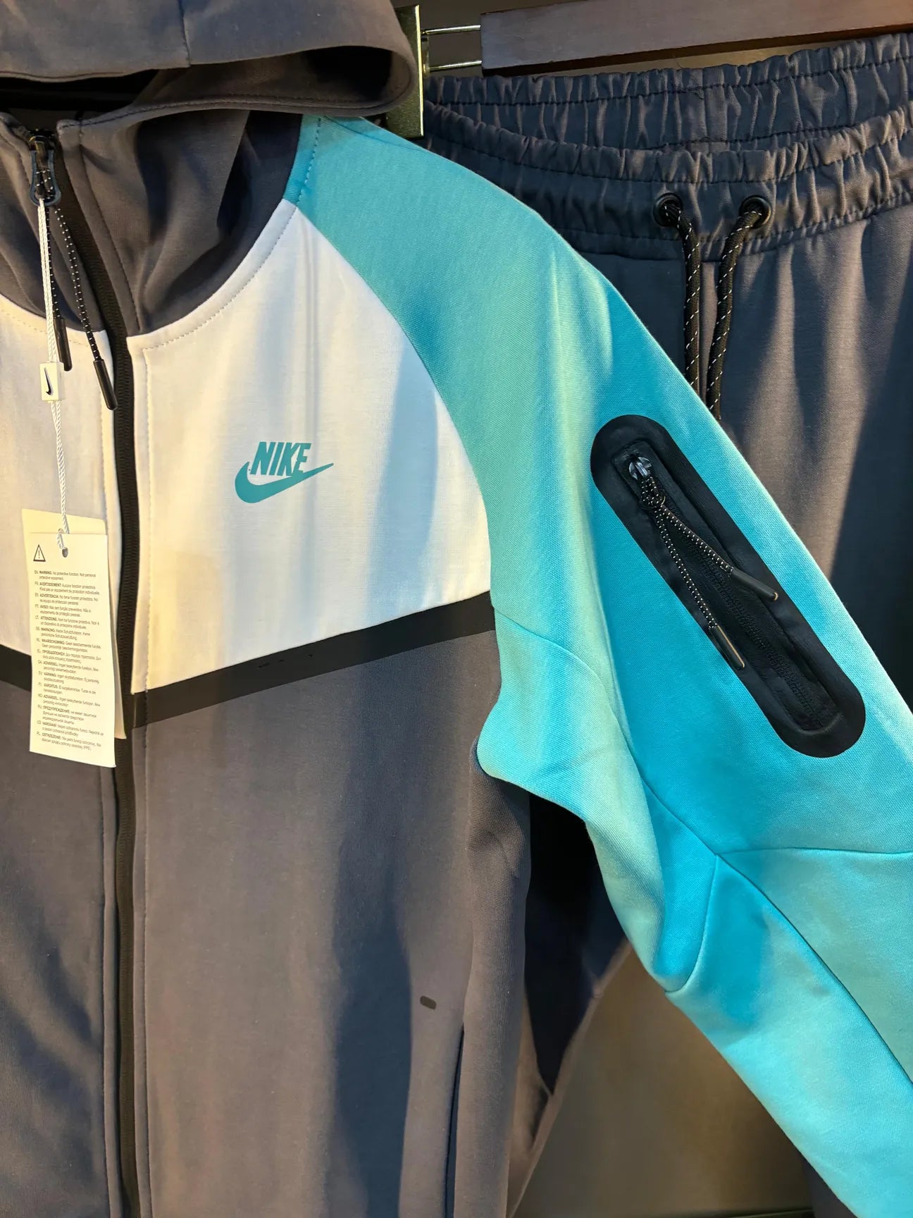 Nike tech fleece
