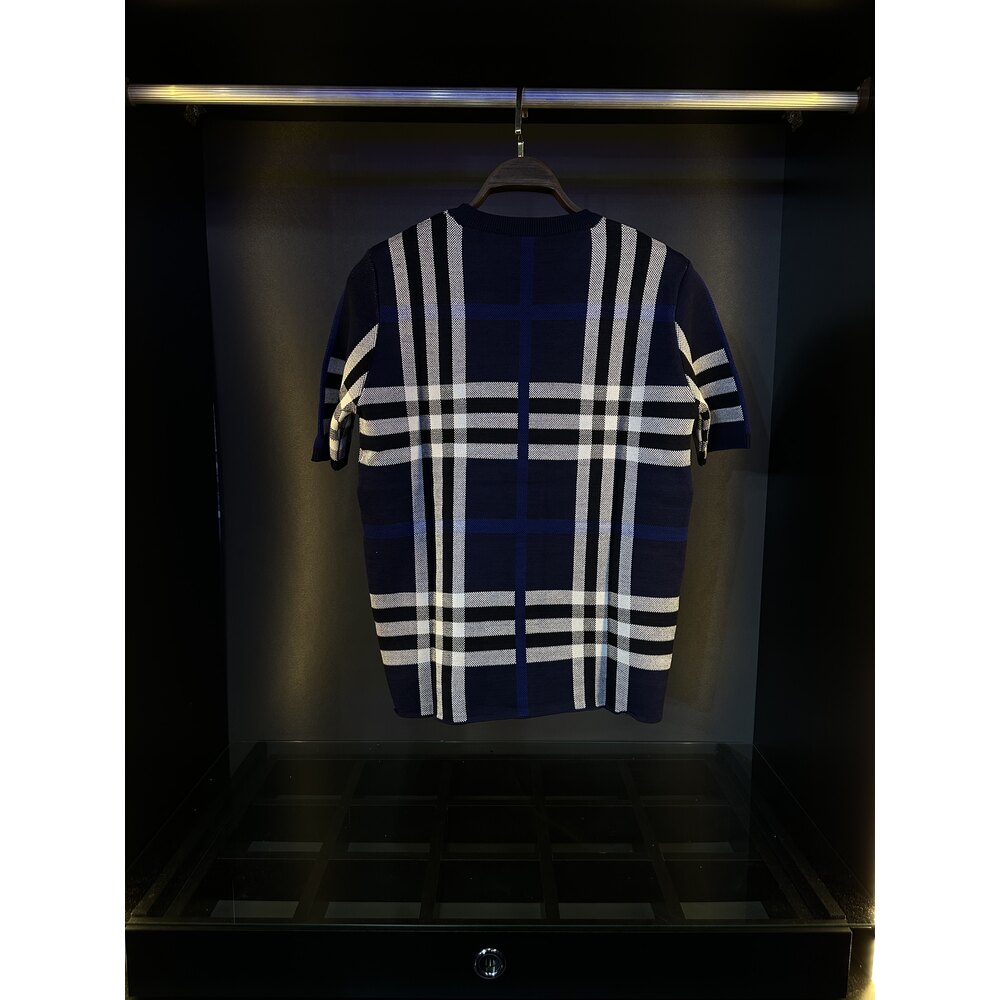 Burberry tee