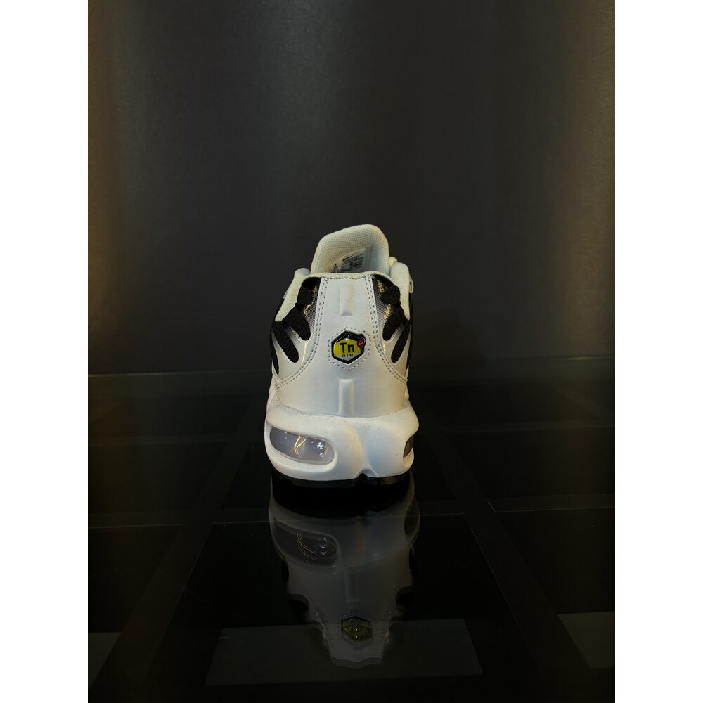 Nike air max metallic pewter shoe