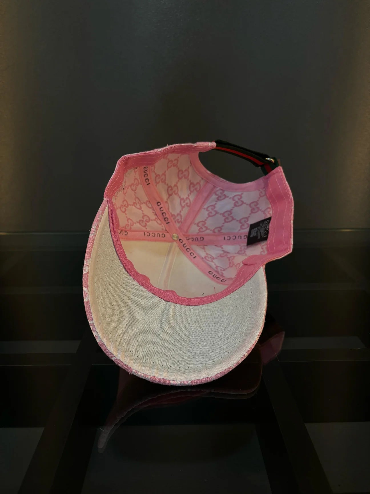 Gucci pink cap
