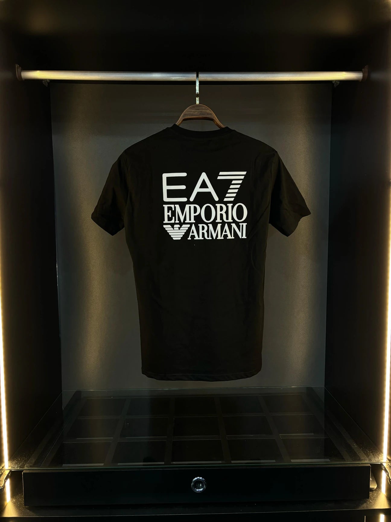 AE7 set black
