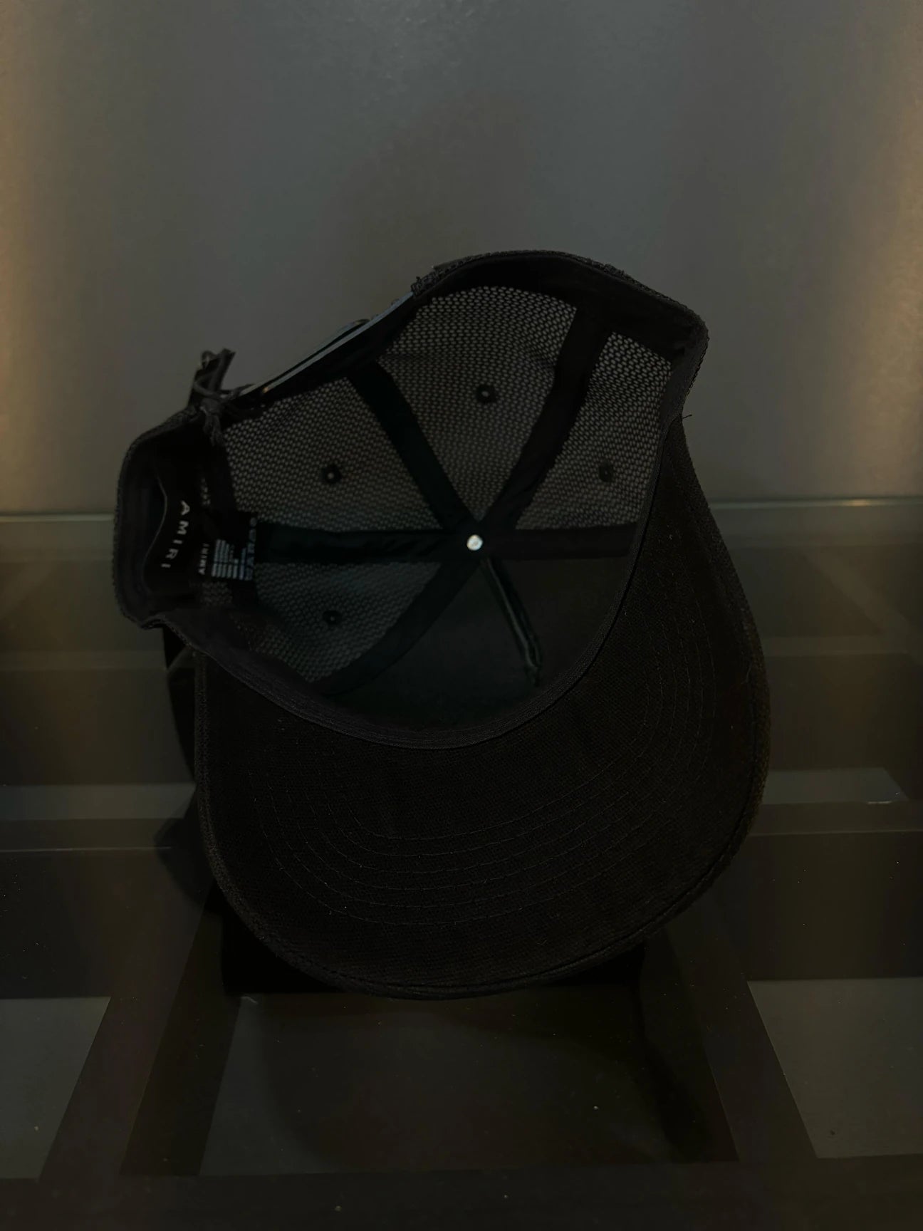 Amiri cap