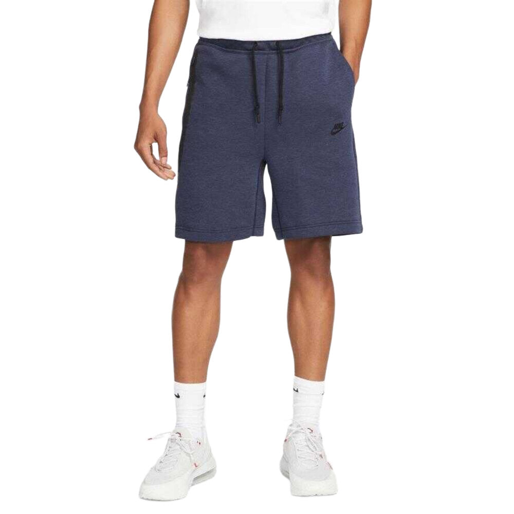 Nike tech fleece short