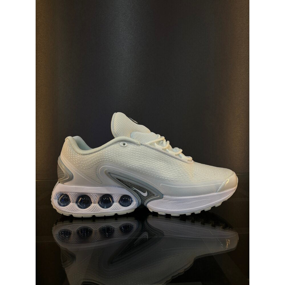 Nike air max dn shoe