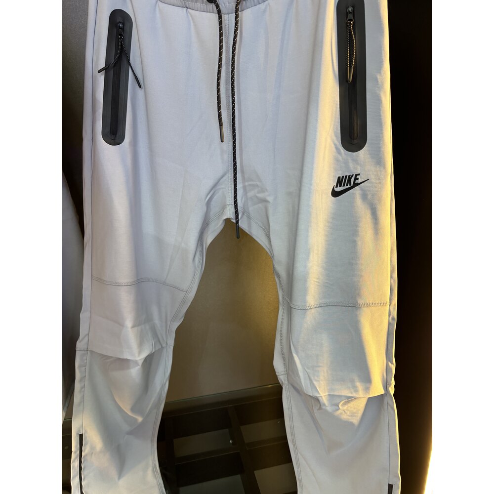 Nike crema parachute tracksuit