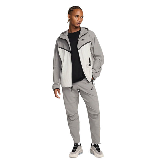 Nike crema parachute tracksuit