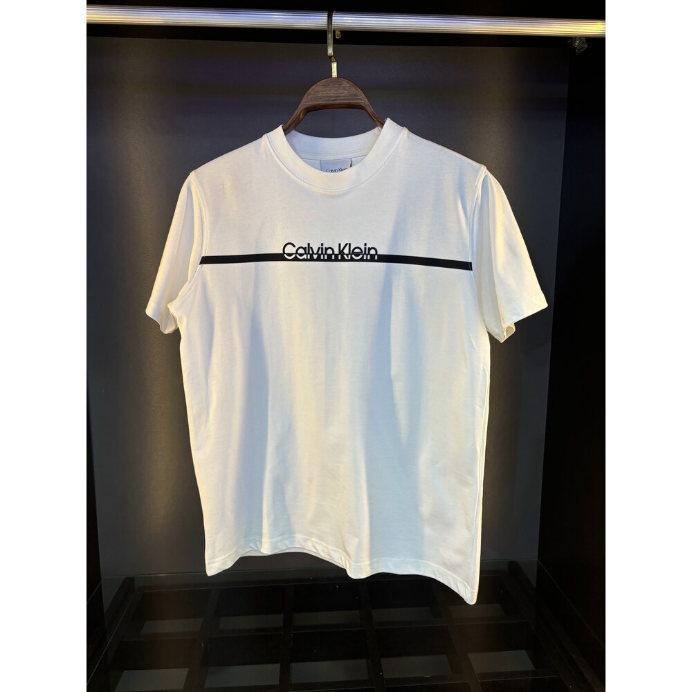 Calvin klein tee