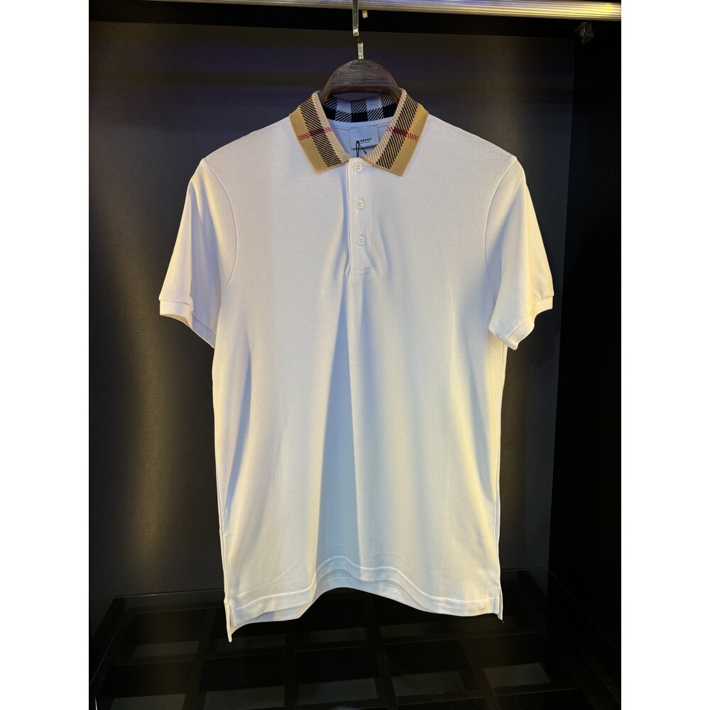 Burberry tee