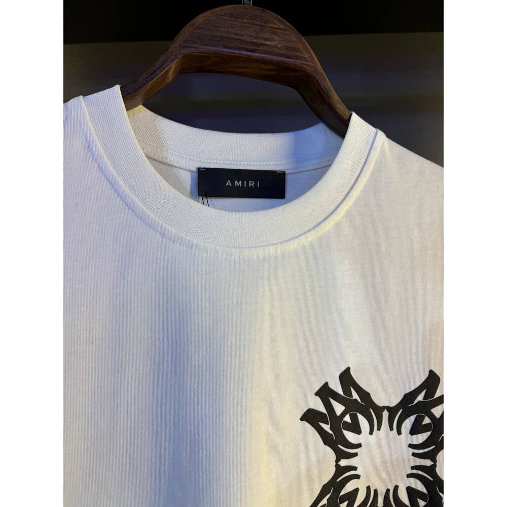 Amiri tee