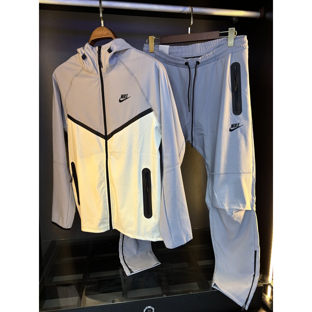 Nike crema parachute tracksuit