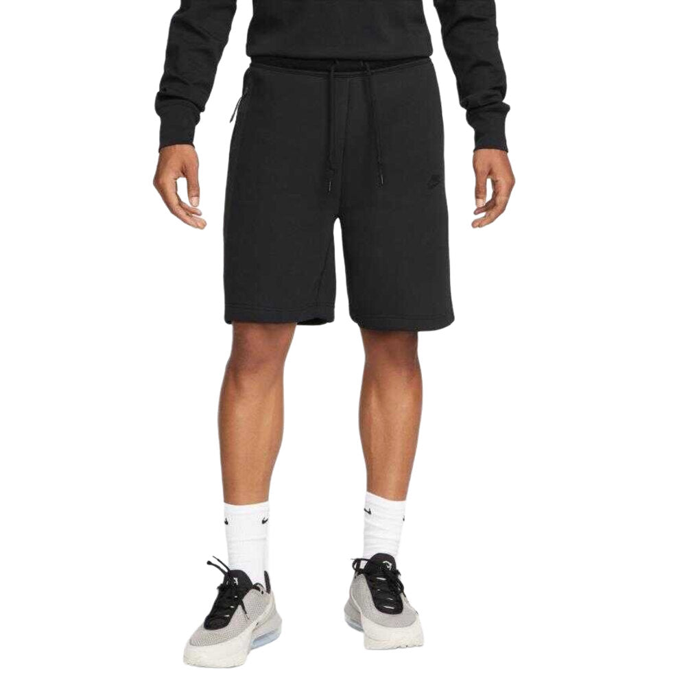 Nike tech fleece short